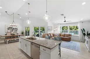 721 Logan Blvd S, Naples, FL 34119 - Photo 11