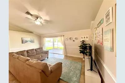 2720 NE 1st Pl, Cape Coral, FL 33909 - Photo 13
