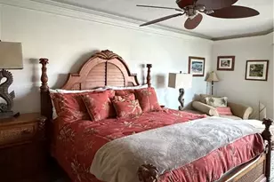 2445 W Gulf Dr, Sanibel, FL 33957 - Photo 9