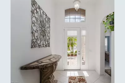 15821 Delaplata Ln, Naples, FL 34110 - Photo 5
