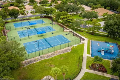 15821 Delaplata Ln, Naples, FL 34110 - Photo 29