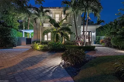 501 2nd Ave N, Naples, FL 34102 - Photo 3