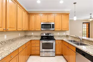 9126 Chula Vista St, Naples, FL 34113 - Photo 13