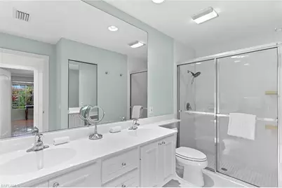 3210 Barbados Ln, Naples, FL 34119 - Photo 21