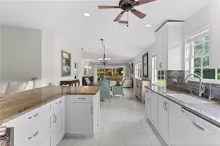 3210 Barbados Ln, Naples, FL 34119 - Photo 3