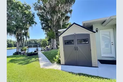 1745 S Paradise Pt, Inverness, FL 34450 - Photo 13
