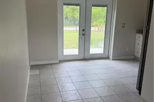 2601 47th Terrace SW, Naples, FL 34116 - Photo 5