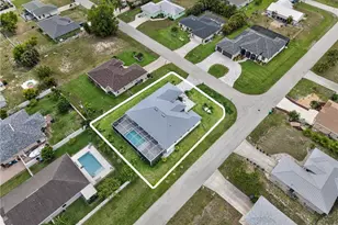 2929 SW 6th Pl, Cape Coral, FL 33914 - Photo 3