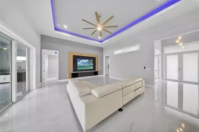 2929 SW 6th Pl, Cape Coral, FL 33914 - Photo 9