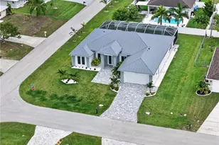 2929 SW 6th Pl, Cape Coral, FL 33914 - Photo 45