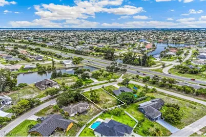 2516 Aviation Pkwy, Cape Coral, FL 33904 - Photo 11