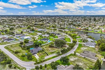 2516 Aviation Pkwy, Cape Coral, FL 33904 - Photo 7