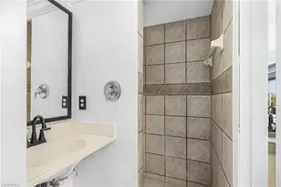 5050 Sorrento Ct, Cape Coral, FL 33904 - Photo 31