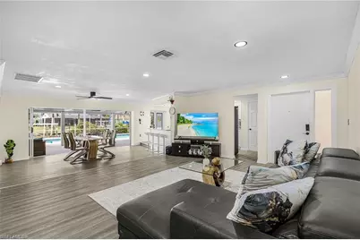 5050 Sorrento Ct, Cape Coral, FL 33904 - Photo 7
