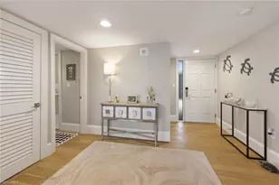 10420 Gulf Shore Dr, Naples, FL 34108 - Photo 23