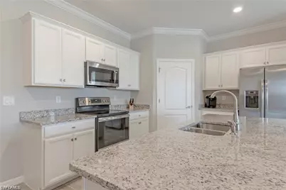 10284 Livorno Dr, Fort Myers, FL 33913 - Photo 5
