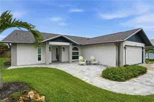 132 Bordeaux Cir, Naples, FL 34112 - Photo 1