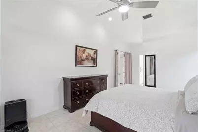 132 Bordeaux Cir, Naples, FL 34112 - Photo 23