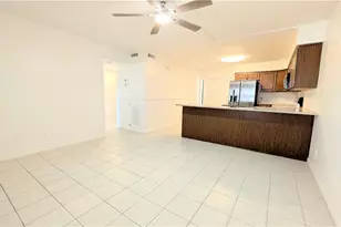 815 Victoria Dr, Cape Coral, FL 33904 - Photo 3