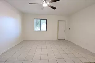 815 Victoria Dr, Cape Coral, FL 33904 - Photo 7
