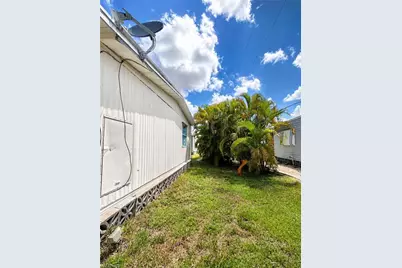 5510 Sir Walter Way, North Fort Myers, FL 33917 - Photo 13