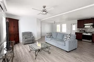 5510 Sir Walter Way, North Fort Myers, FL 33917 - Photo 11