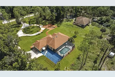 3280 25th Ave SW, Naples, FL 34117 - Photo 9