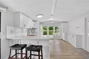 221 Grassy Key Ln, Naples, FL 34114 - Photo 5