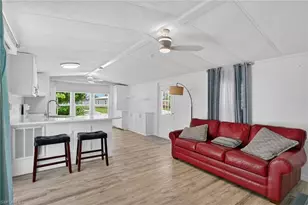 221 Grassy Key Ln, Naples, FL 34114 - Photo 15