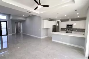 532 41st Ave NE, Naples, FL 34120 - Photo 7