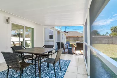1207 Hernando St, Naples, FL 34103 - Photo 15