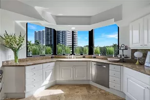6597 Nicholas Blvd, Naples, FL 34108 - Photo 7
