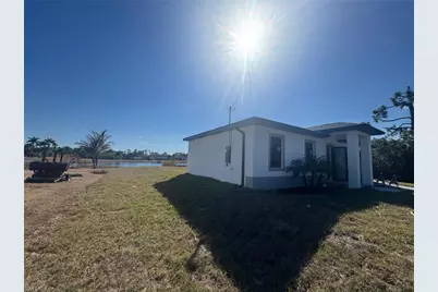 748 Chattman St E, Lehigh Acres, FL 33974 - Photo 5