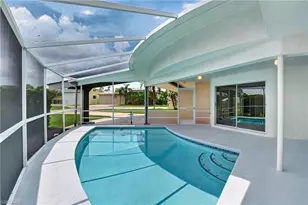 3940 Skyway Dr, Naples, FL 34112 - Photo 5