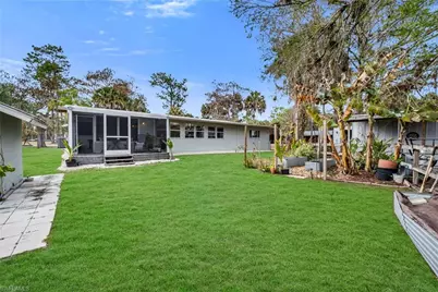 1840 23rd St SW, Naples, FL 34117 - Photo 27