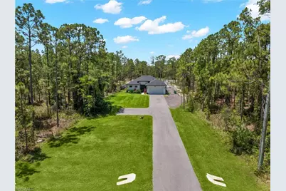 4406 31st Ave NE, Naples, FL 34120 - Photo 5