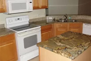 1295 Henley St, Naples, FL 34105 - Photo 3