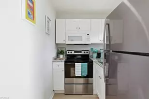 2147 Washington Ave, Naples, FL 34112 - Photo 9