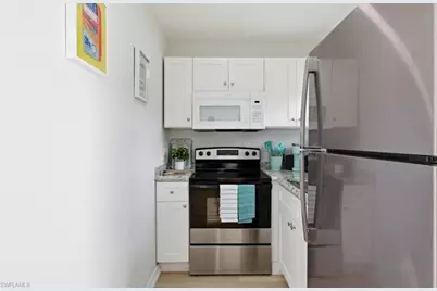 2147 Washington Ave #B, Naples, FL 34112 - Photo 9