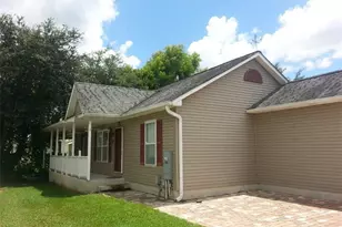 437 Leawood Cir, Naples, FL 34104 - Photo 1