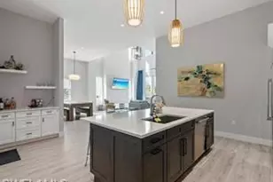 515 91st Ave N, Naples, FL 34108 - Photo 7
