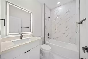 29 Diplomat Pkwy E, Cape Coral, FL 33909 - Photo 13