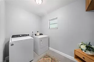 4688 Pembrooke Ln, Bonita Springs, FL 34134 - Photo 29