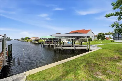 3728 Yucatan Pkwy, Cape Coral, FL 33993 - Photo 15