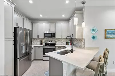 7490 Rockefeller Dr, Naples, FL 34119 - Photo 5