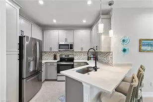 7490 Rockefeller Dr, Naples, FL 34119 - Photo 5