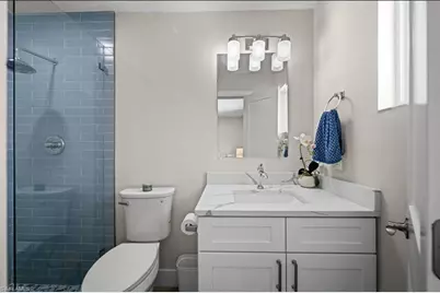 373 Egret Ave, Naples, FL 34108 - Photo 21