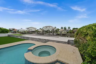 373 Egret Ave, Naples, FL 34108 - Photo 3