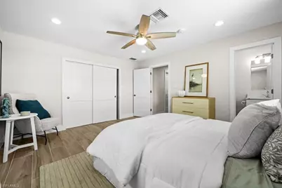 373 Egret Ave, Naples, FL 34108 - Photo 17