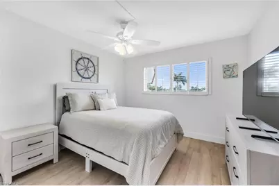 1100 Gulf Shore Blvd N #312, Naples, FL 34102 - Photo 13